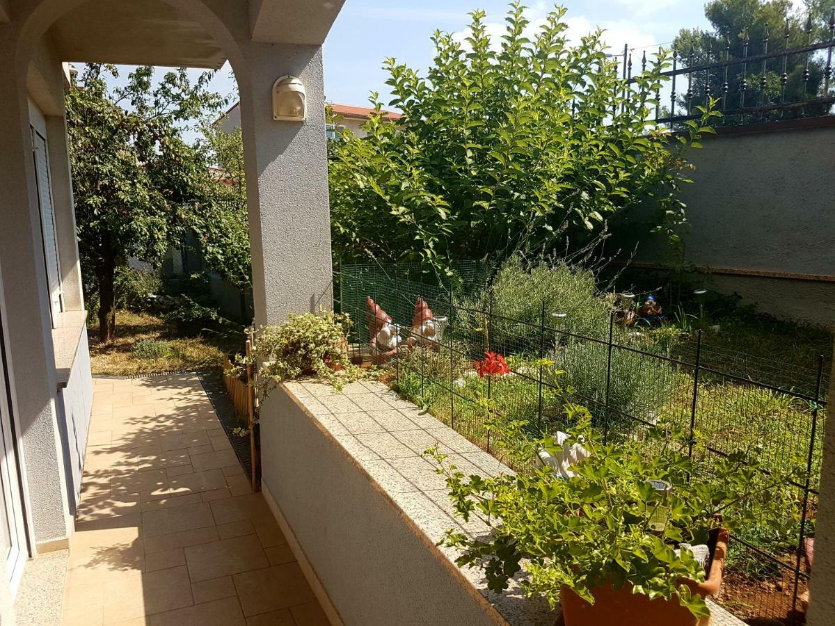 Alda Daire Pula Dış mekan fotoğraf